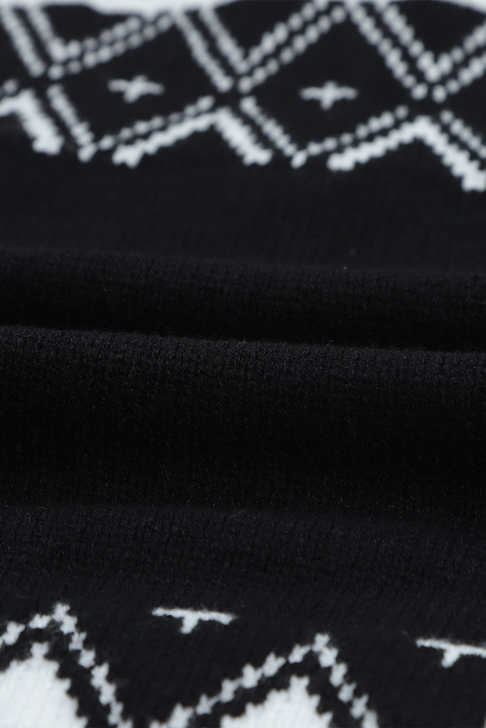 Effortlessly Elegant Garment with a Timeless Design