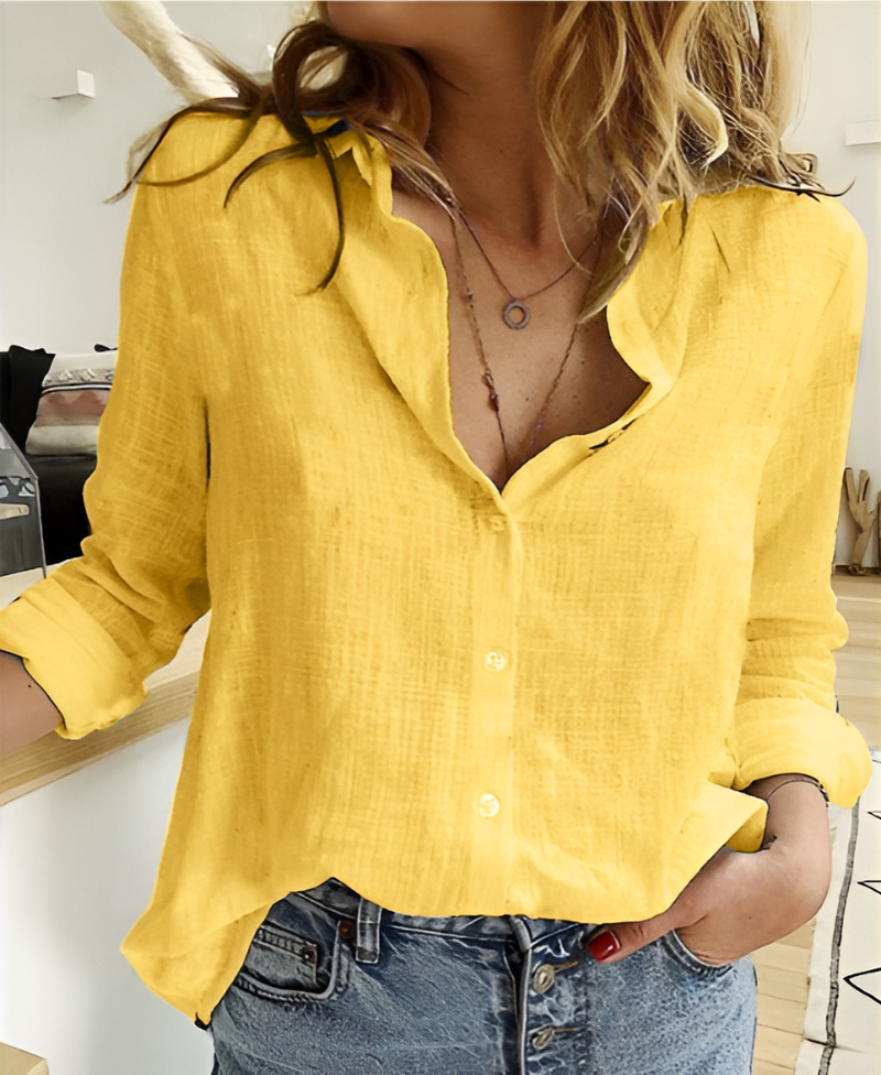 Sophisticated Blouse with a Clean Classic Look