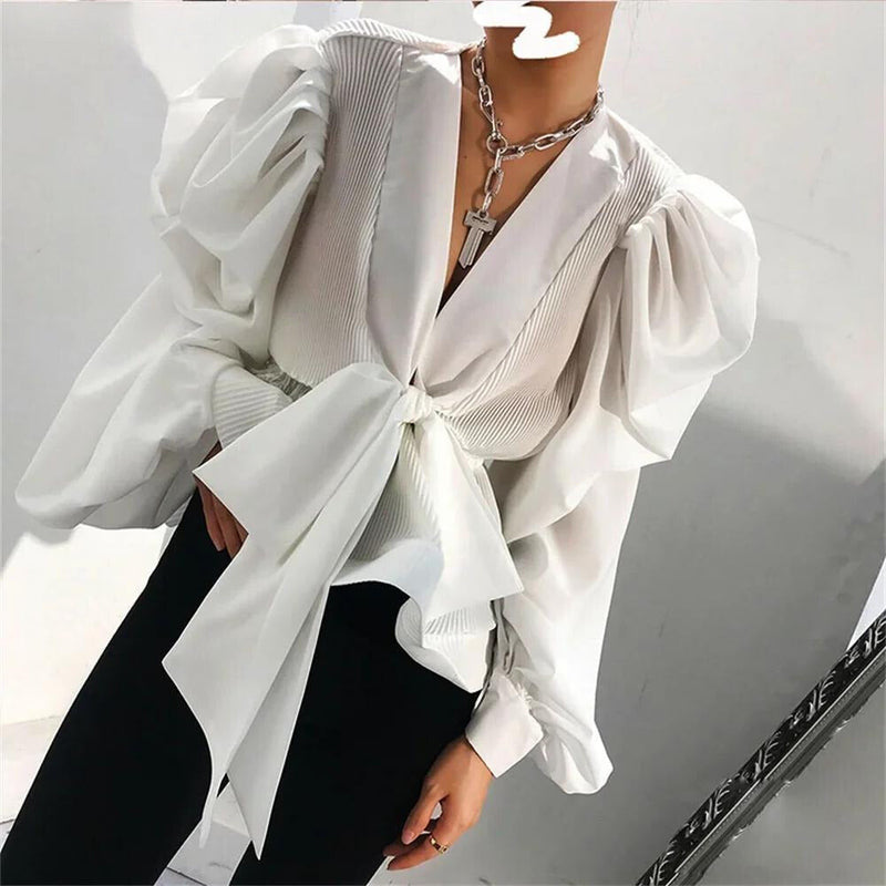 Sophisticated Blouse with a Clean Classic Look