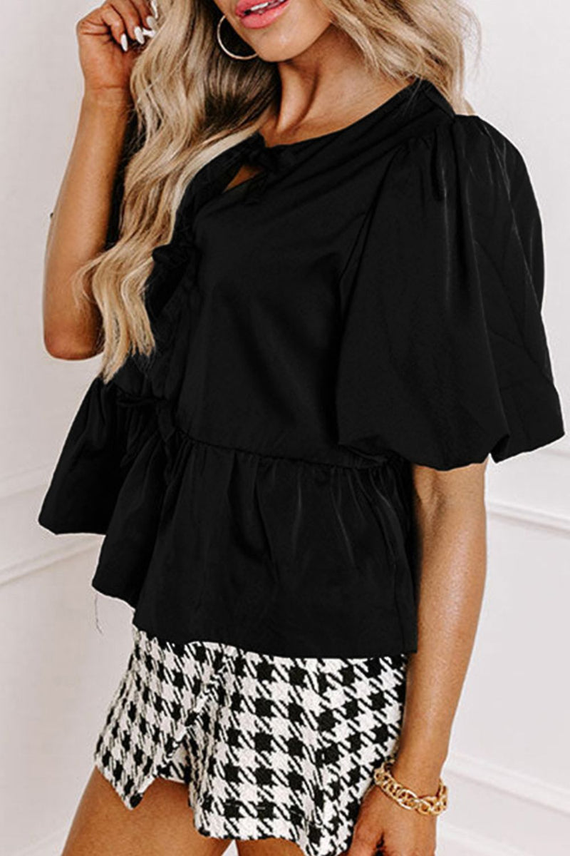 Gracefully Styled Blouse for Any Occasion