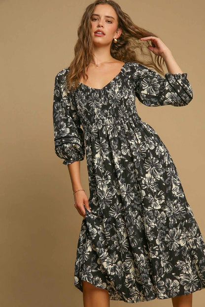 Well Tailored Dress with a Graceful Silhouette