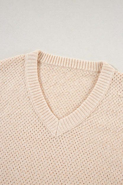 Well Tailored Sweater with a Graceful Silhouette
