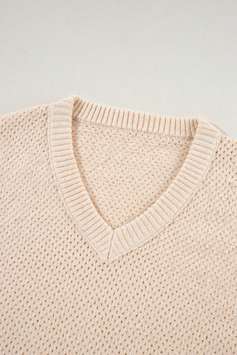 Well Tailored Sweater with a Graceful Silhouette