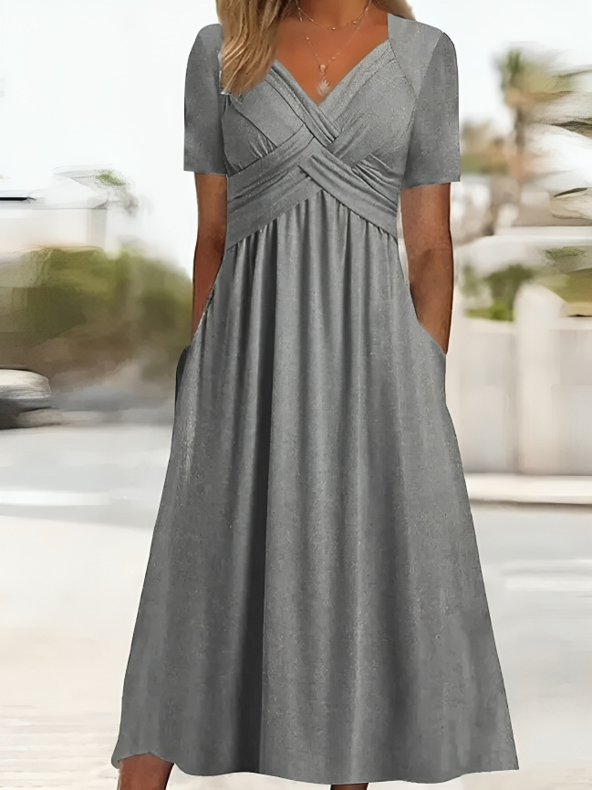 Classic Vintage & Enduringly Stylish Dress