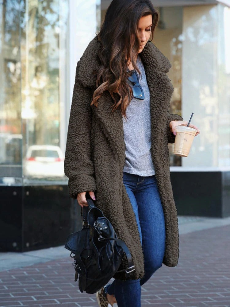 Sophisticated Coat with a Clean Classic Look