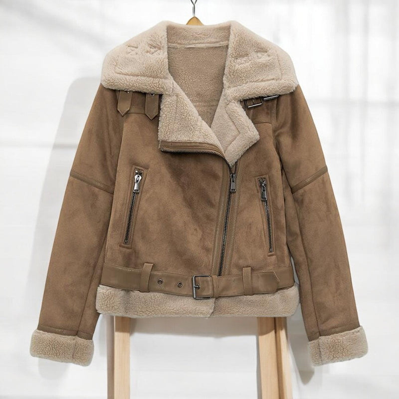 Polished Jacket with an Effortless Classic Look