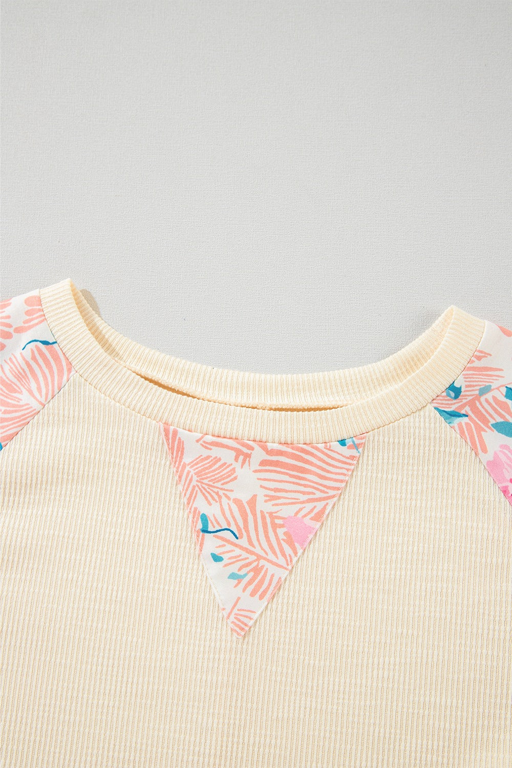 Classic Vintage Shirt with a Flattering Fit