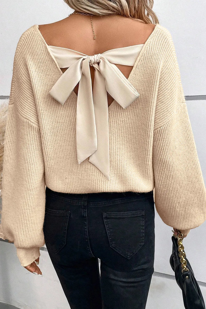 Well Tailored Sweater with a Graceful Silhouette