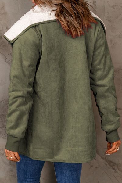Elegantly Styled Jacket for Everyday Wear