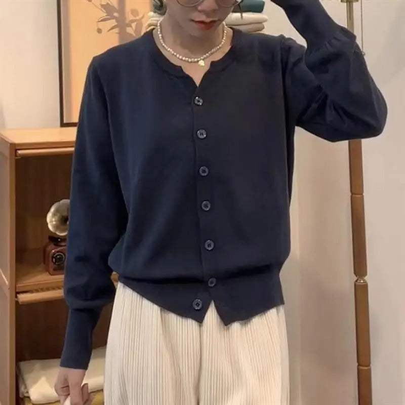 Kauniisti valmistettu Villapaita