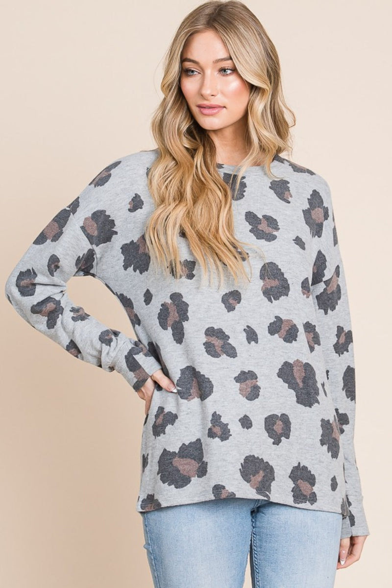 Gracefully Styled T-Shirt for Any Occasion