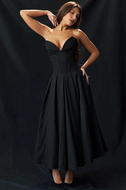 Sophisticated Dress with a Clean Classic Look