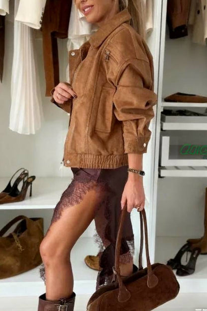 Effortlessly Elegant Jacket with a Timeless Design
