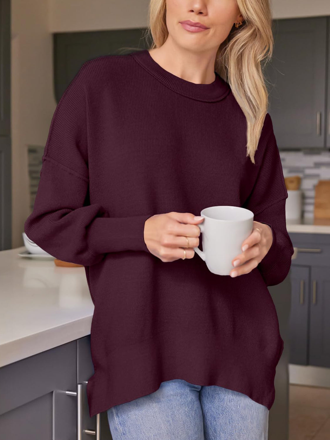 Well Tailored Sweater with a Graceful Silhouette