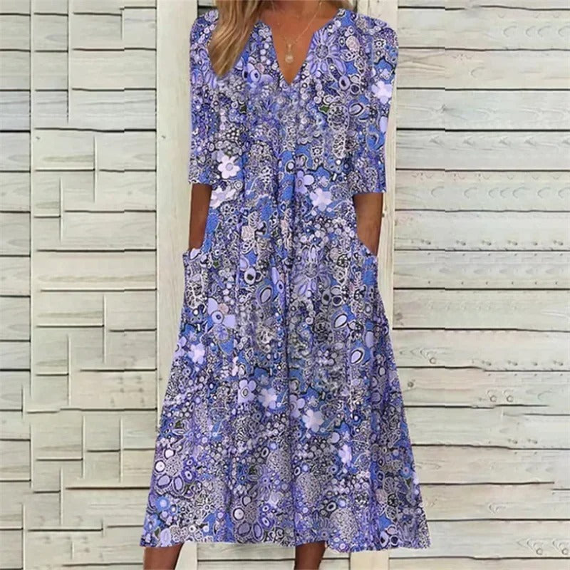 Effortlessly Elegant Dress with a Timeless Design