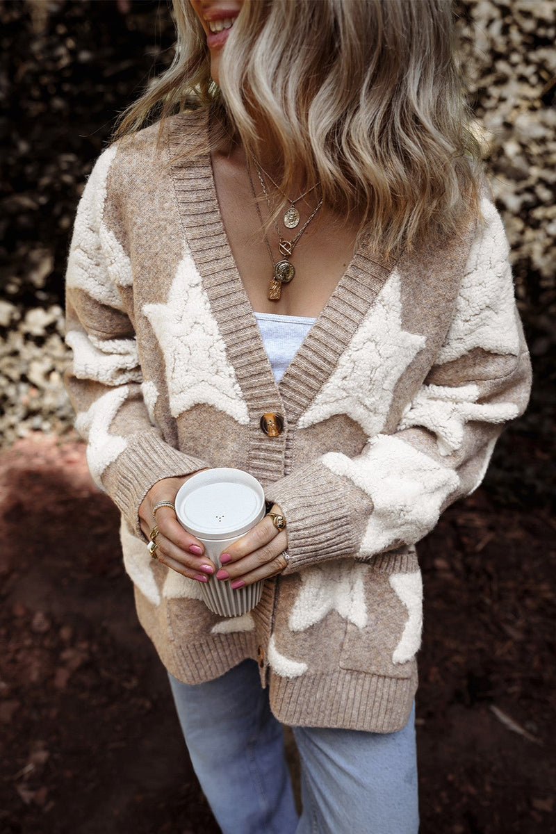 Well Tailored Cardigan with a Graceful Silhouette