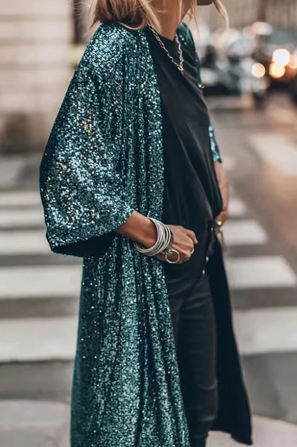 Effortlessly Elegant Garment with a Timeless Design