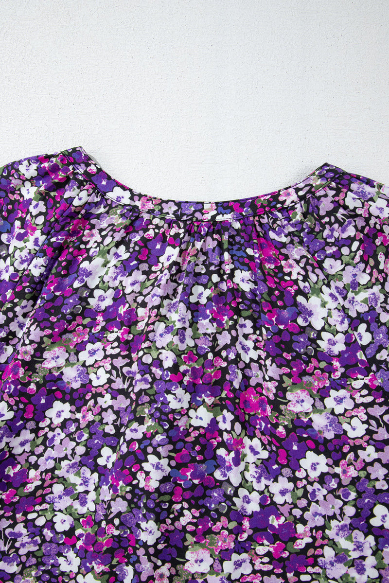 Effortlessly Elegant Blouse with a Timeless Design
