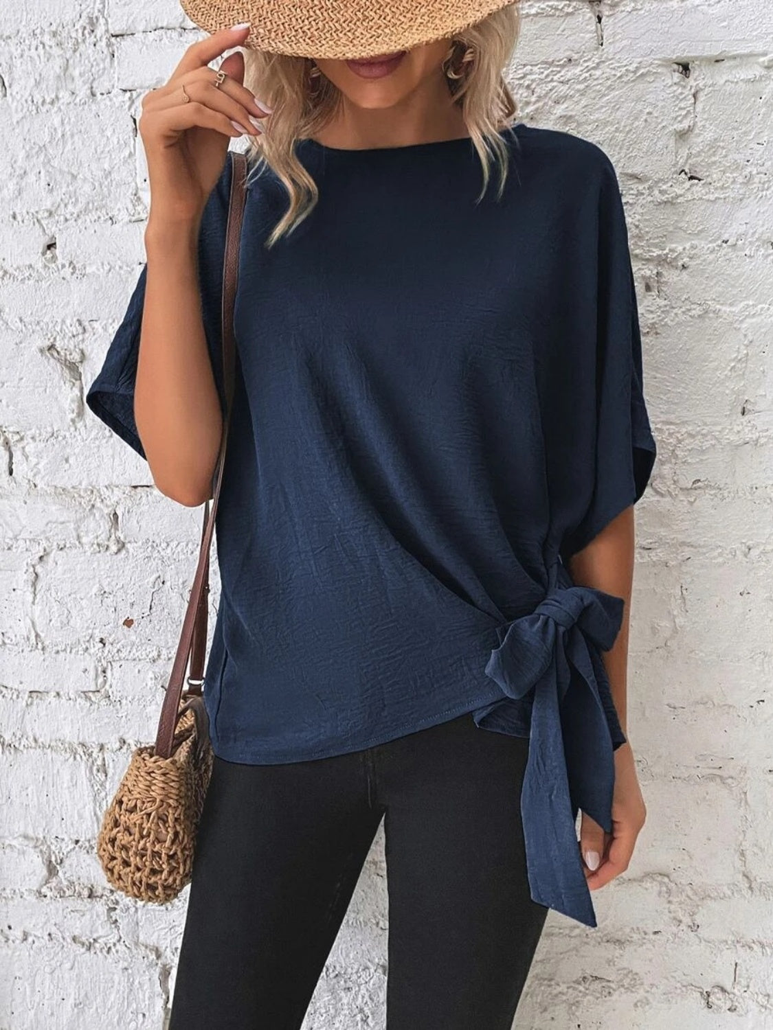 Well Tailored Blouse with a Graceful Silhouette