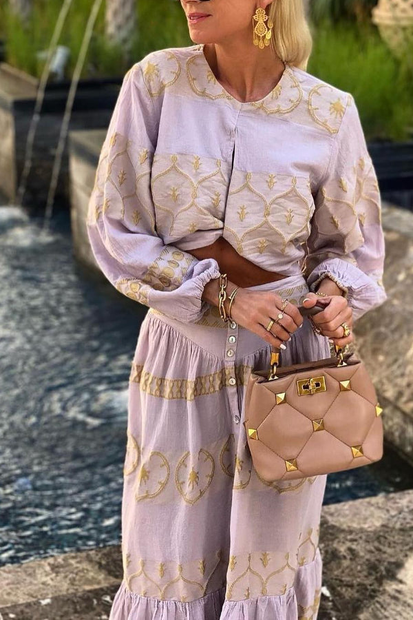 Gracefully Styled Garment for Any Occasion