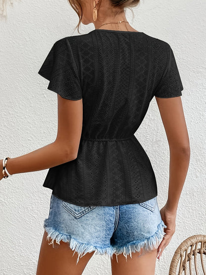 Effortlessly Elegant Blouse with a Timeless Design