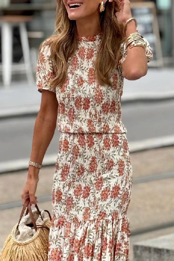 Beautifully Finished Garment in a Timeless Design
