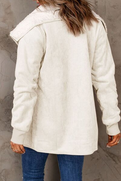 Elegantly Styled Jacket for Everyday Wear