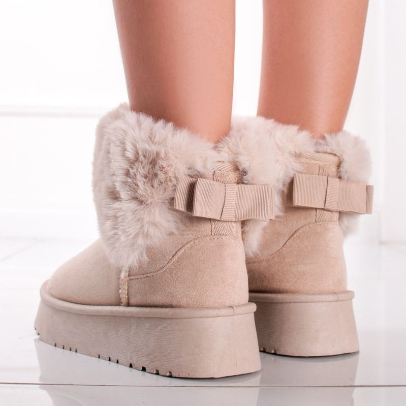 Chic Orthopedic Boots with Unique Design