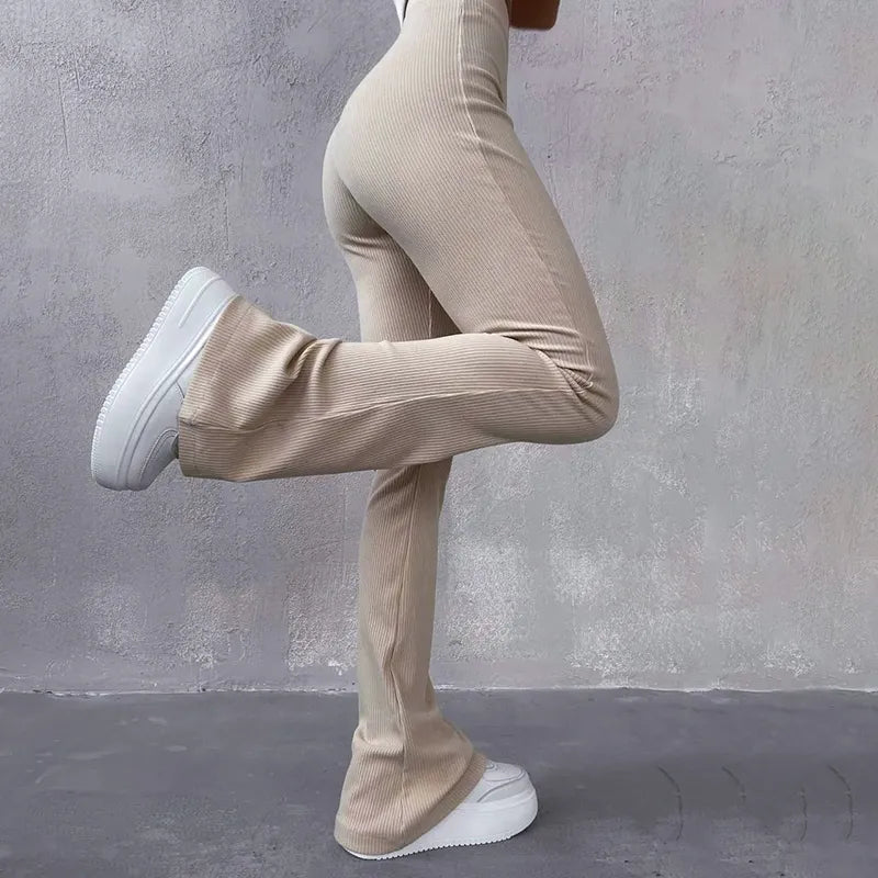 Beautifully Crafted Trousers in a Classic Style
