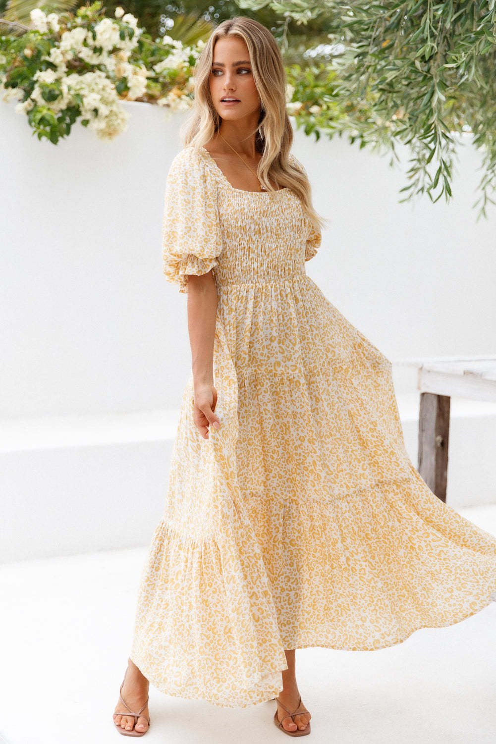 Sophisticated Dress with a Clean Classic Look