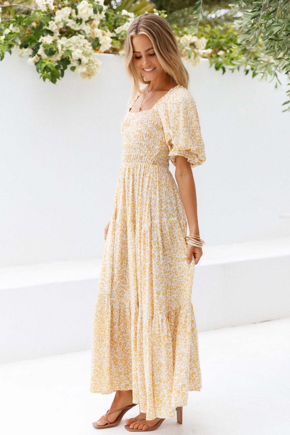 Sophisticated Dress with a Clean Classic Look