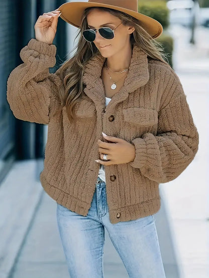 Elegantly Styled Jacket for Everyday Wear