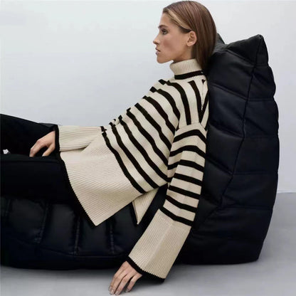 Well Tailored Sweater with a Graceful Silhouette