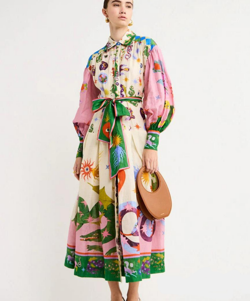 Well Tailored Dress with a Graceful Silhouette