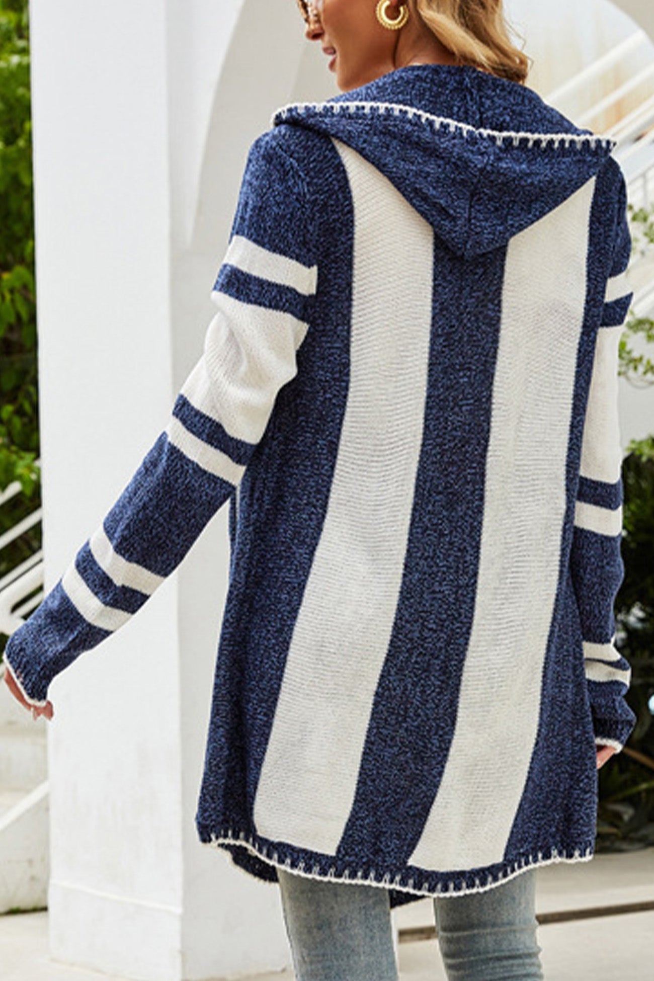 Beautifully Finished Cardigan in a Timeless Design