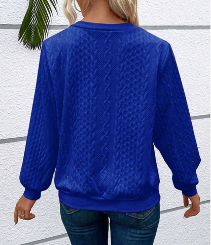 Well Tailored Pullover with a Graceful Silhouette