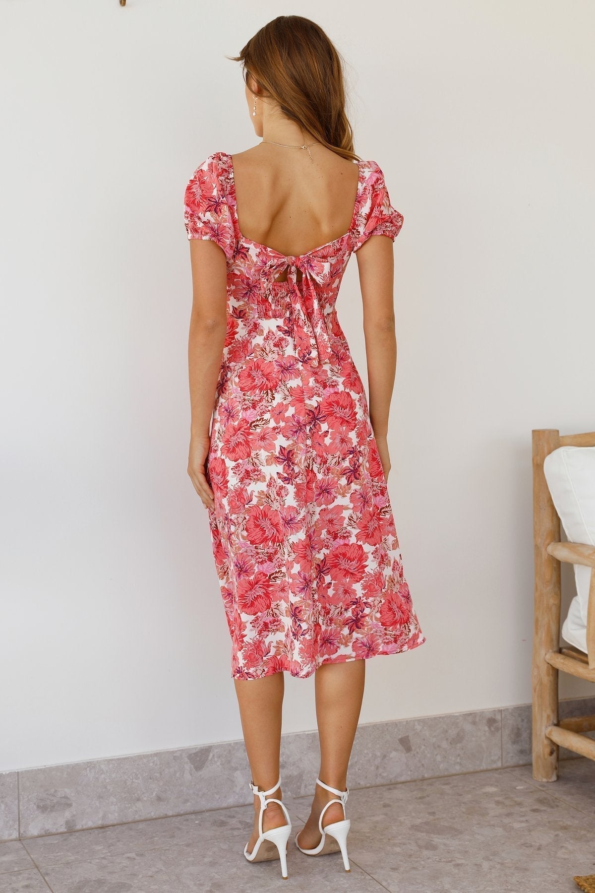 Classic Vintage Dress with a Flattering Fit