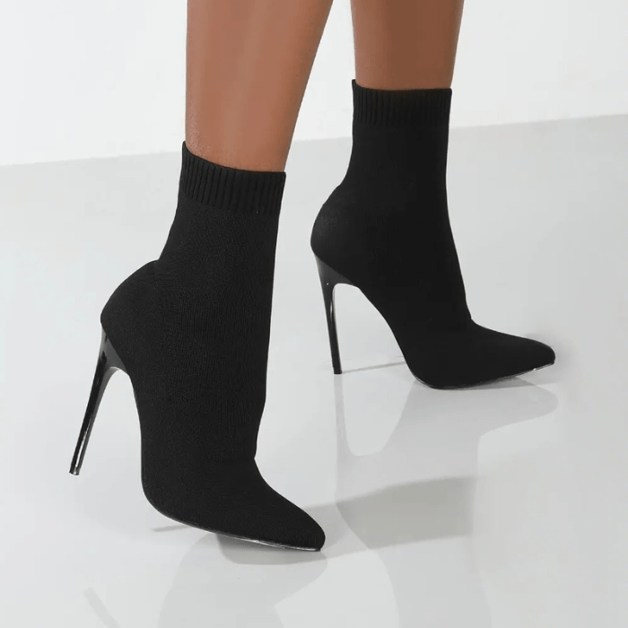 Chic Orthopedic Boots with Unique Design