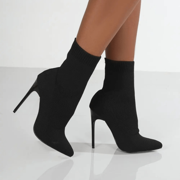 Chic Orthopedic Boots with Unique Design