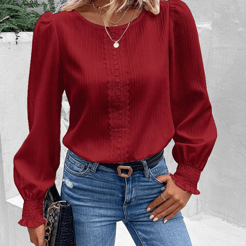 Beautifully Crafted Blouse in a Classic Style