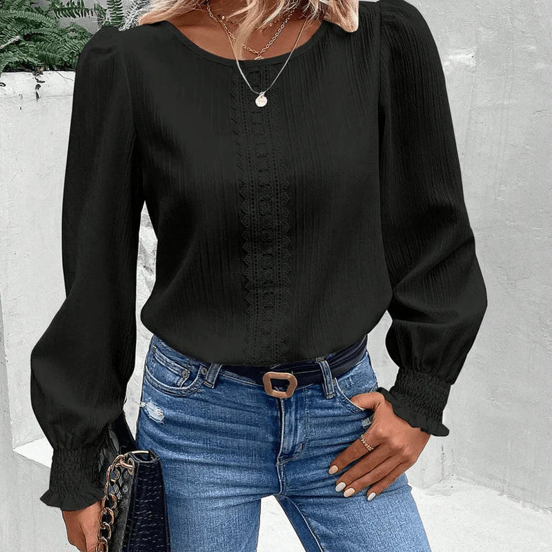 Beautifully Crafted Blouse in a Classic Style