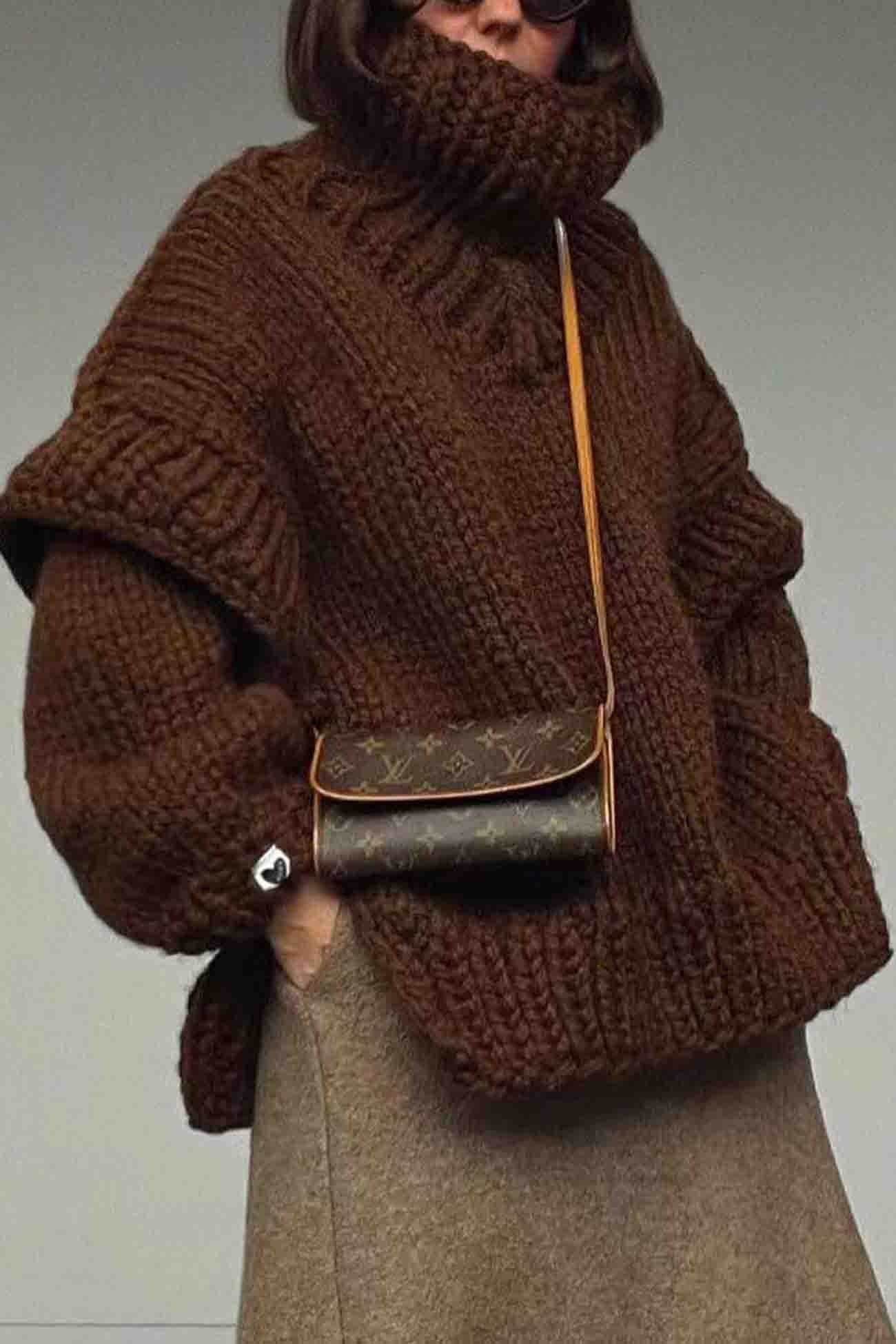 Classic Vintage Sweater with a Flattering Fit