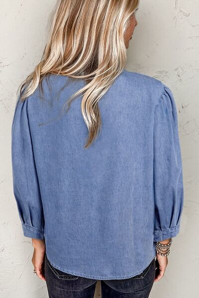 Classic Vintage Top with a Flattering Fit