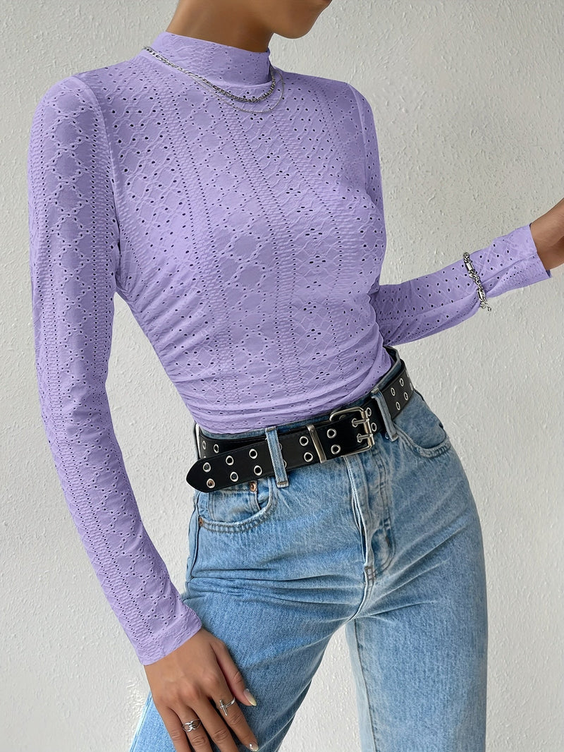 Well Tailored T-Shirt with a Graceful Silhouette
