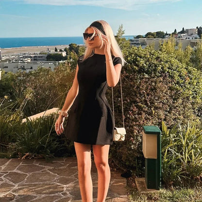 Sophisticated Dress with a Clean Classic Look