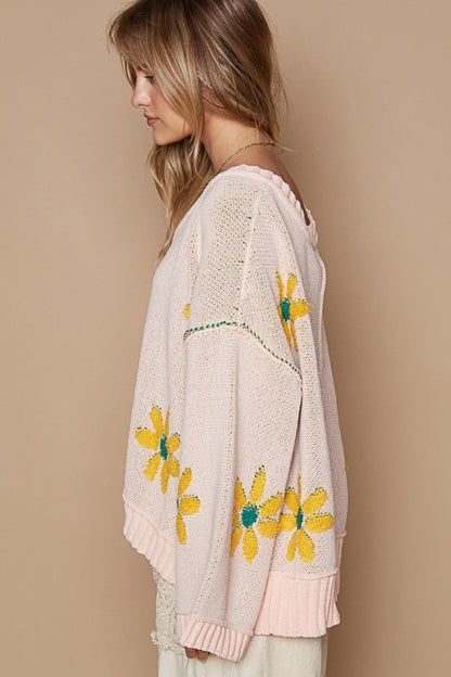 Well Tailored Sweater with a Graceful Silhouette