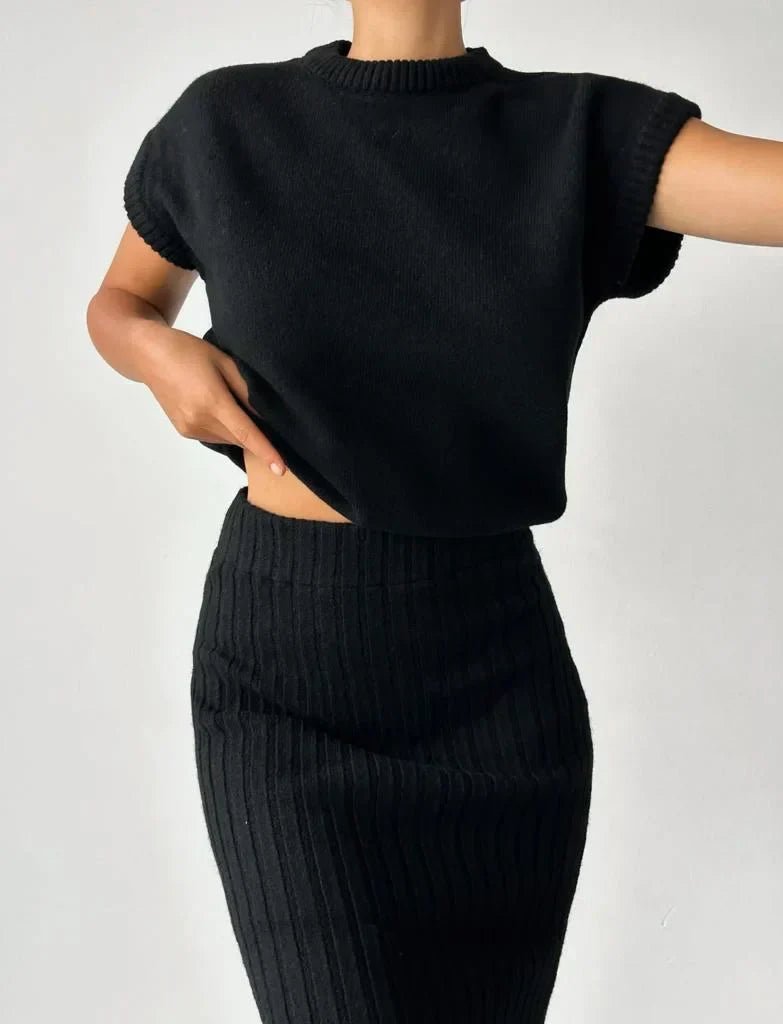 Well Tailored Garment with a Graceful Silhouette