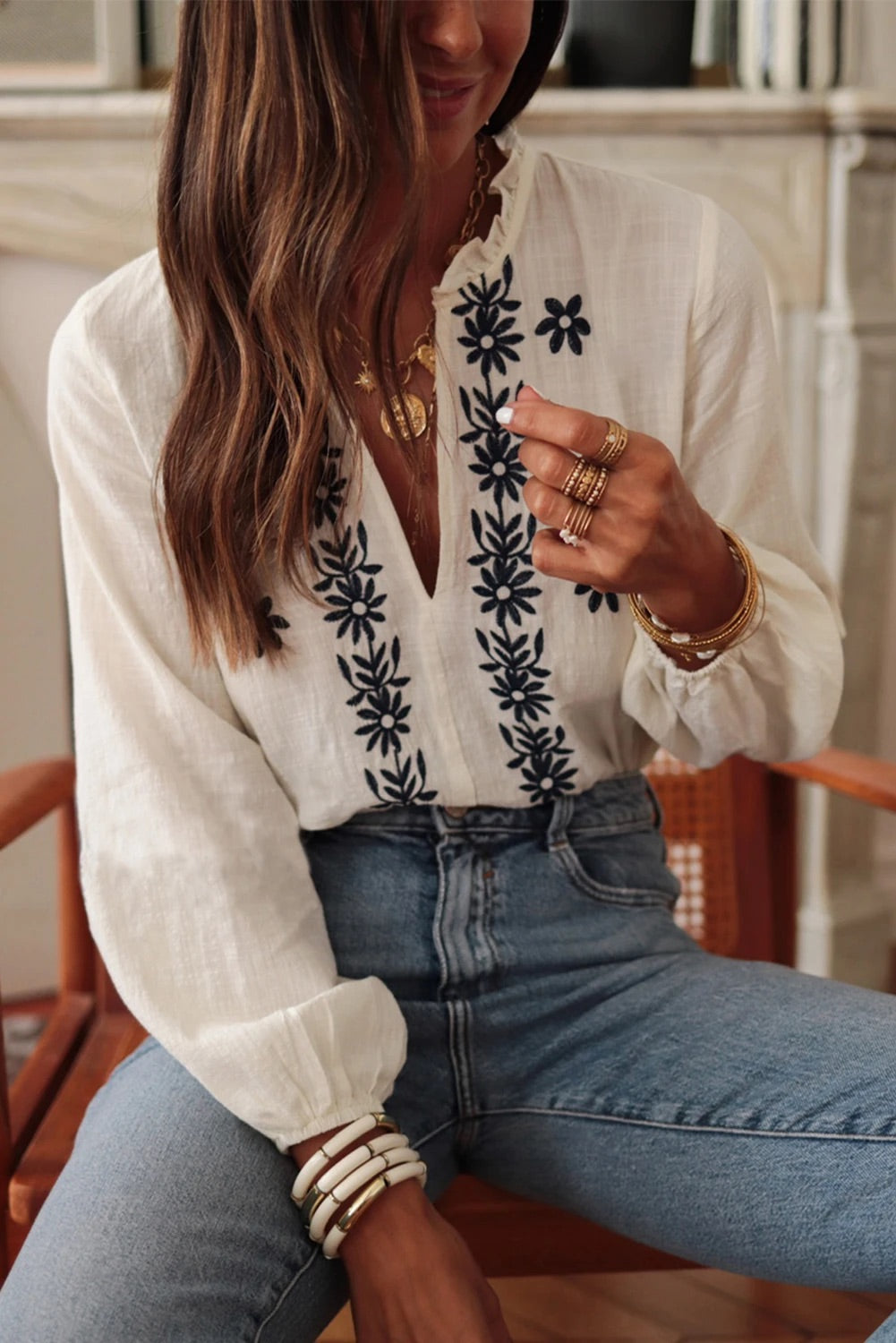 Classic Vintage Blouse with a Flattering Fit
