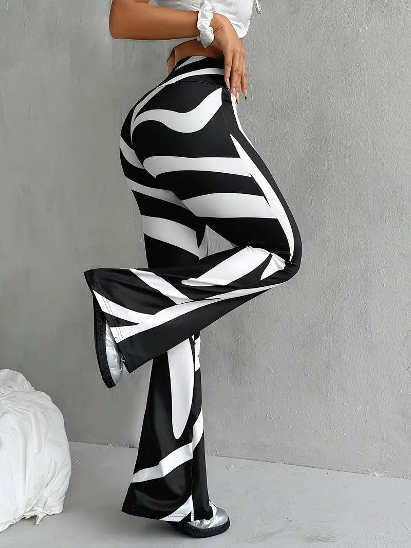 Sophisticated Trousers with a Clean Classic Look