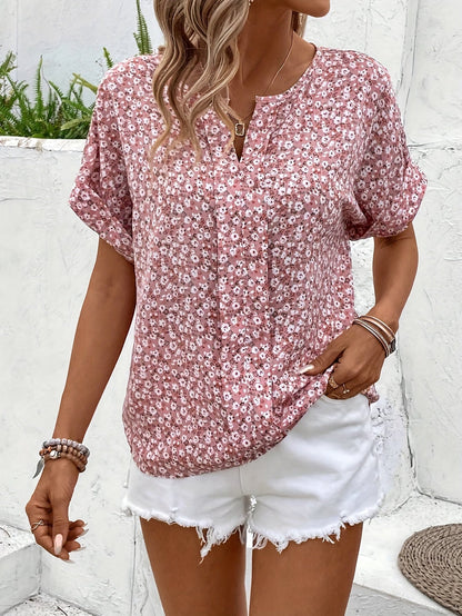 Classic Vintage Blouse with a Flattering Fit